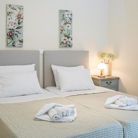 Rania Apartments Helmata Eksteriør bilde